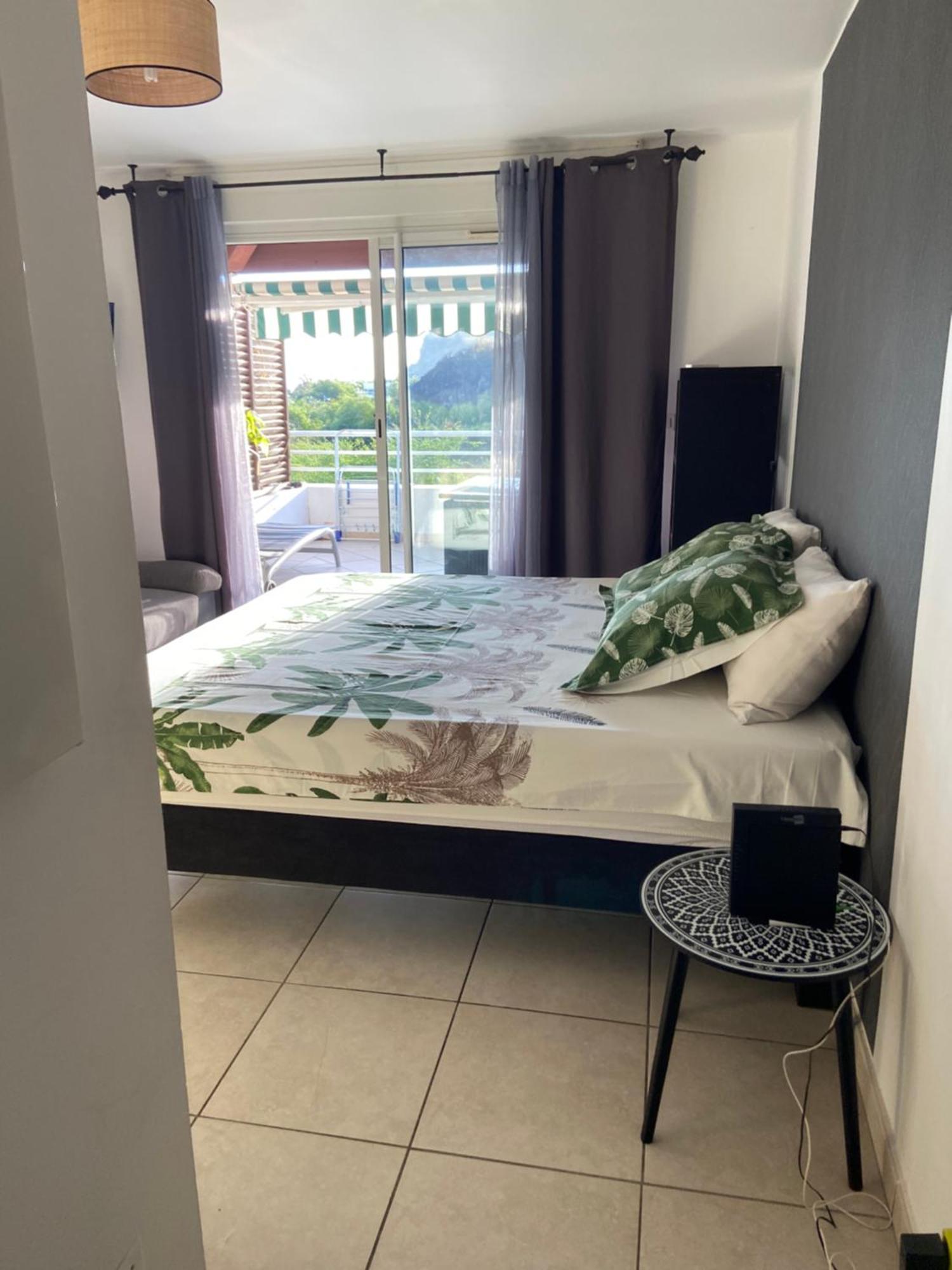 Les Pieds Dans L'Eau ! Apartamento Saint-Gilles-les Bains Exterior foto
